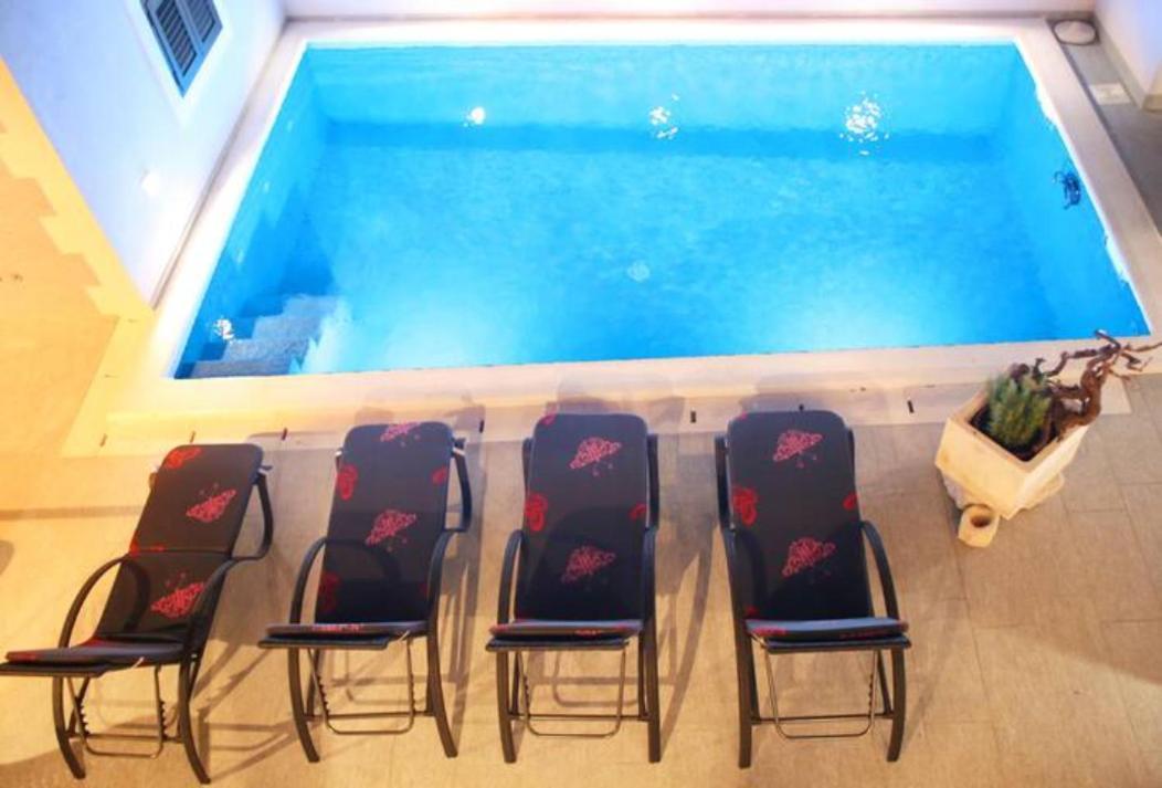 Villa Filipetti With Heated Pool Makarska Exterior photo