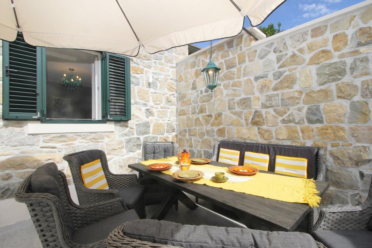 Villa Filipetti With Heated Pool Makarska Exterior photo