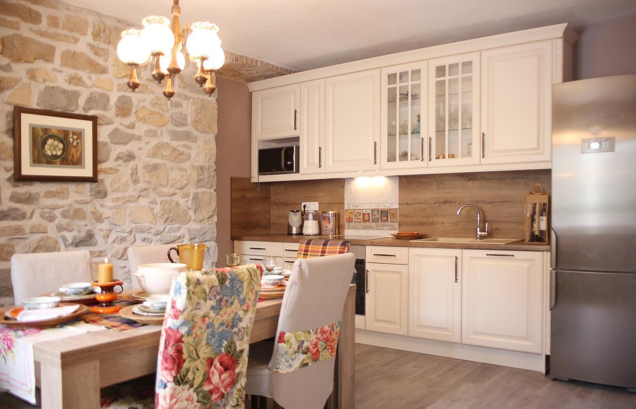 Villa Filipetti With Heated Pool Makarska Exterior photo